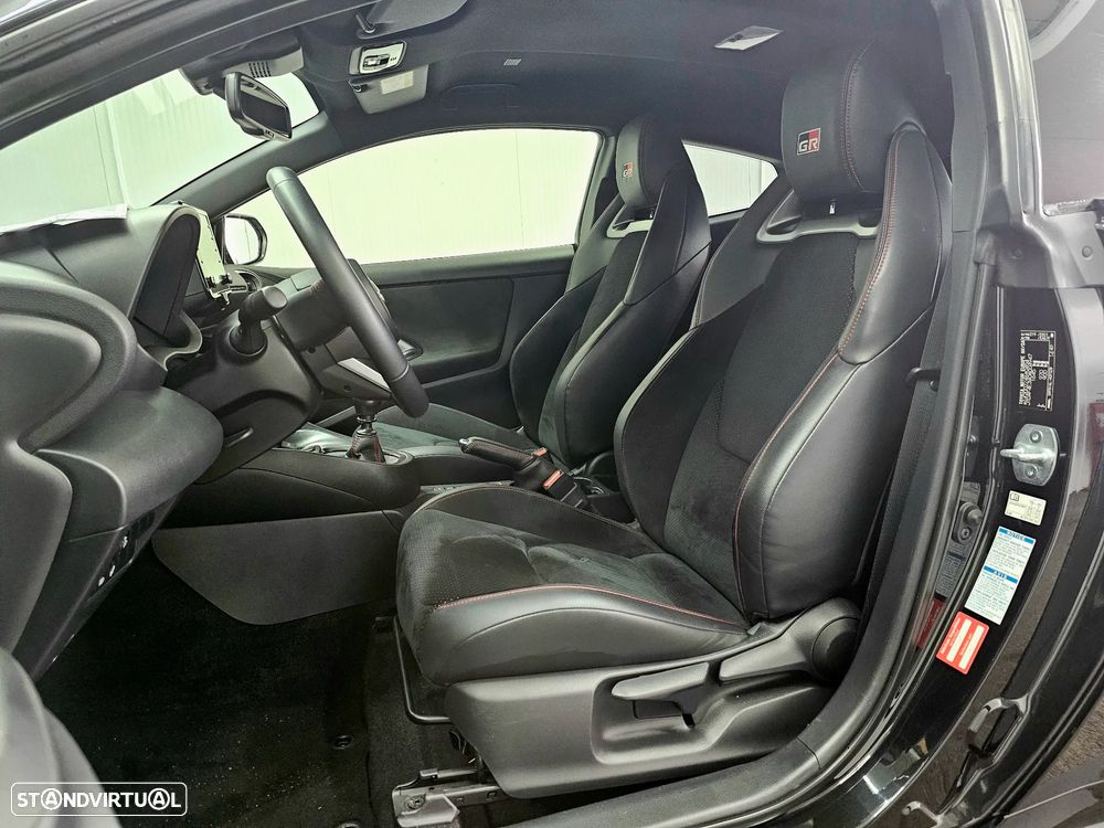 Toyota GR Yaris WRC Triple Edition - 58