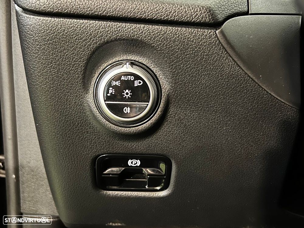 Mercedes-Benz C 200 - 28