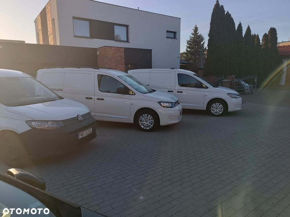 Volkswagen CADDY MAXI - 8