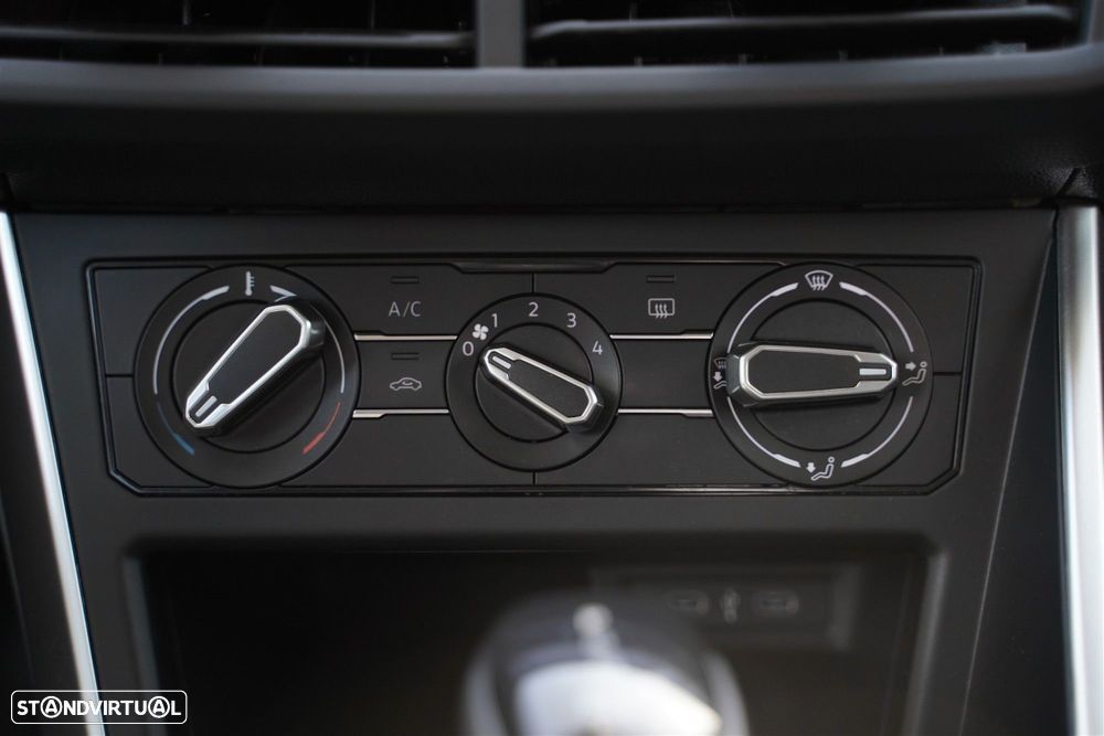 VW Polo 1.0 TSI Urban DSG - 21