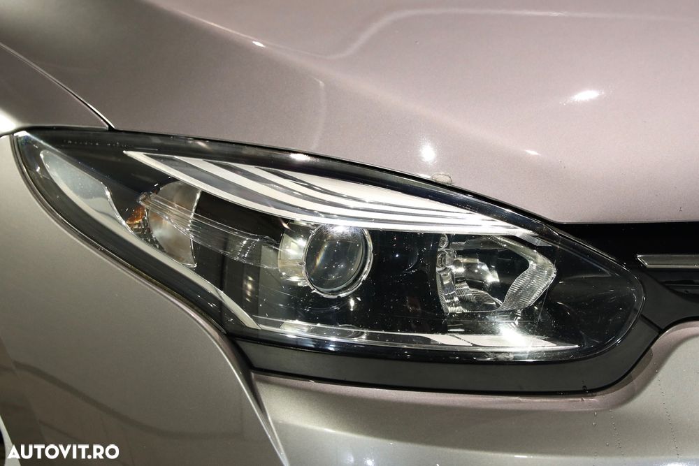 Renault Megane ENERGY dCi 110 Start & Stop Bose Edition - 34