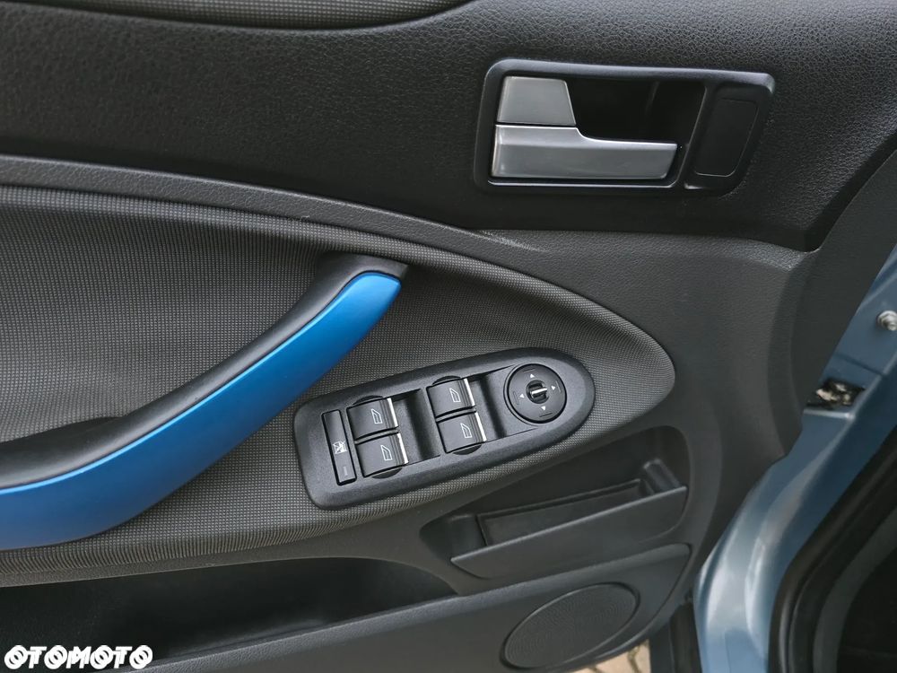 Ford Kuga 2.0 TDCi 4x4 Titanium - 10