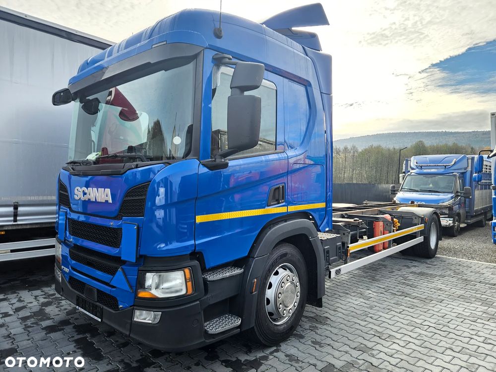 Scania P360 / P410 / BDF / RAMA / FIRANKA / PEŁNA SYPIALKA / WINDA /  E6 / CAŁA NA PODUSZKACH / ROZSTAW OSI 5.5M / LAWETA / DO ŻYWCA / DO BYDŁA  / DO ZABUDOWY / SPROWADZONA