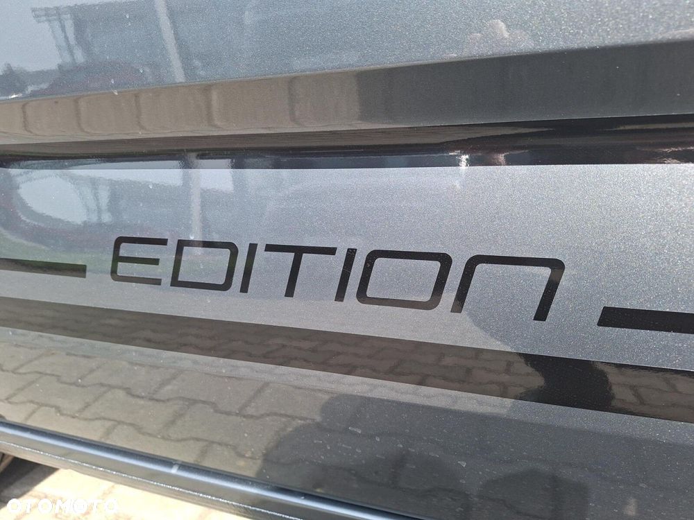 Volkswagen Multivan - 19