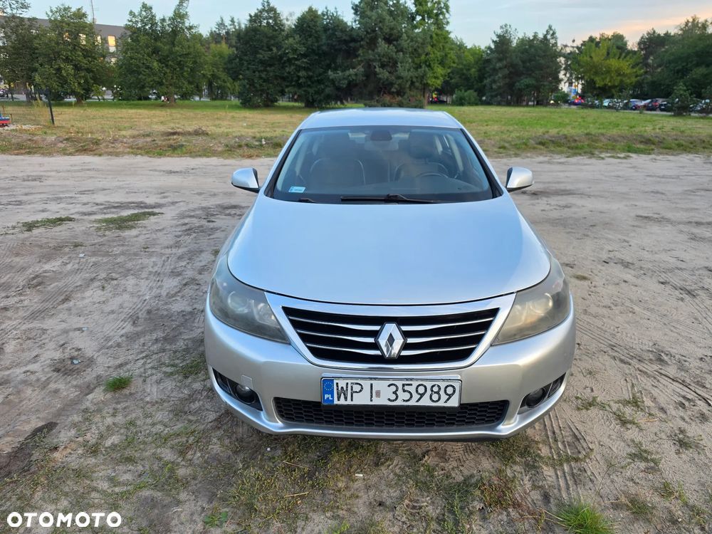 Renault Latitude - 3