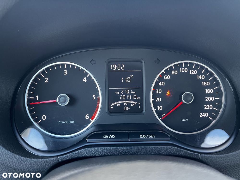 Volkswagen Polo 1.6 TDI Blue Motion Technology Comfortline - 6