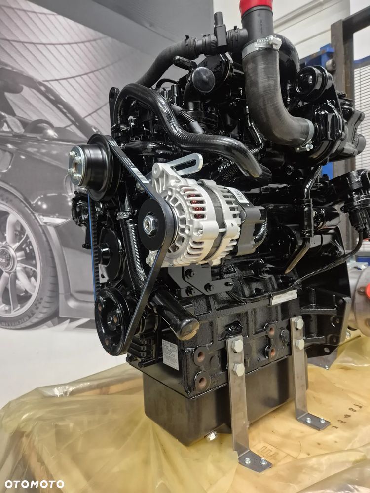 Silnik perkins 404J E22T - 4