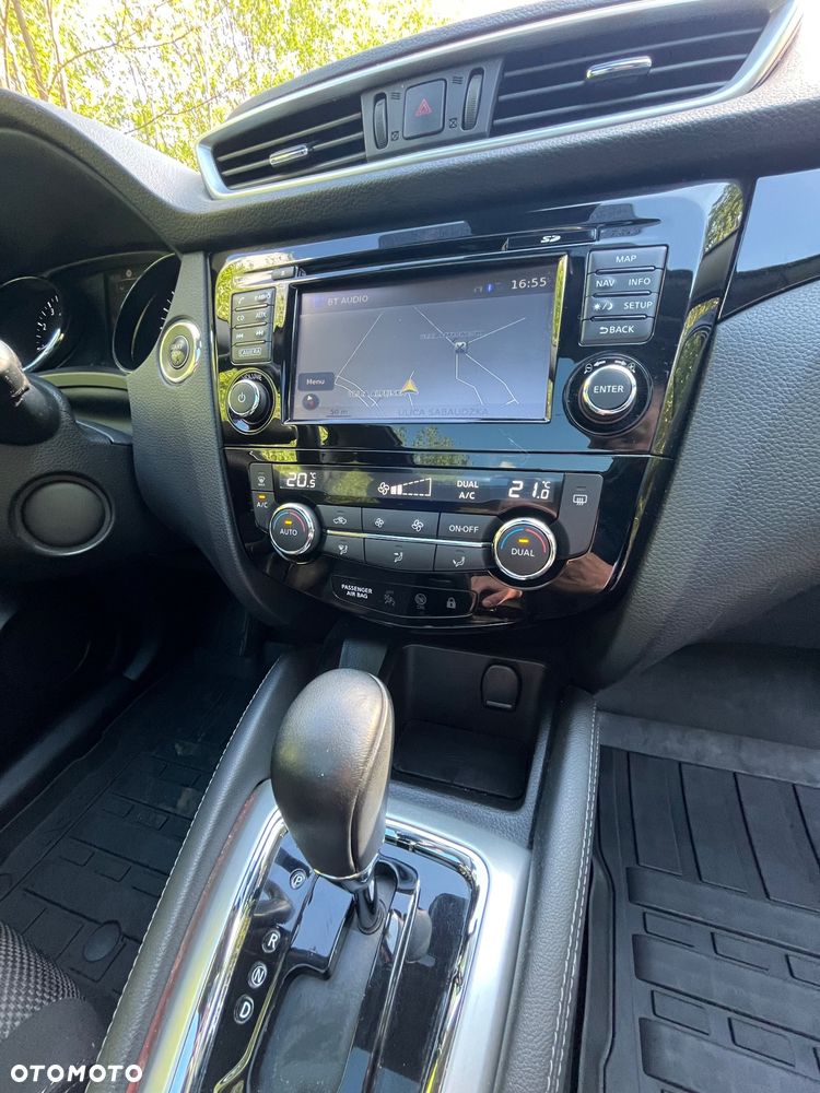 Nissan Qashqai 1.2 DIG-T N-Connecta Xtronic EU6 - 12