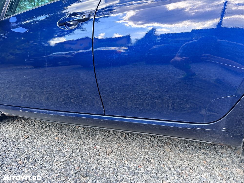 Toyota Auris 1.8 Executive - 6