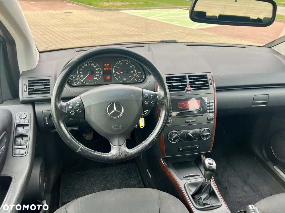Mercedes-Benz Klasa A 150 Elegance - 15