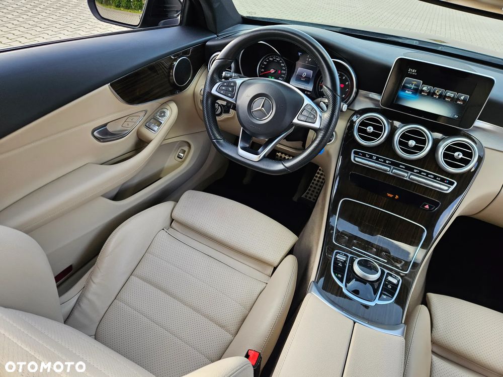Mercedes-Benz Klasa C 300 9G-TRONIC - 18