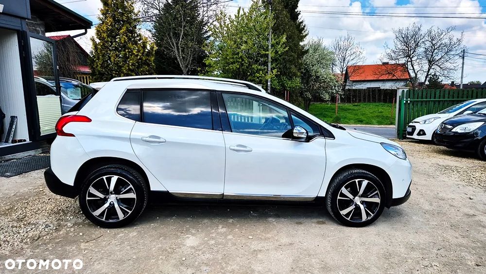 Peugeot 2008 1.6 VTi Allure - 9