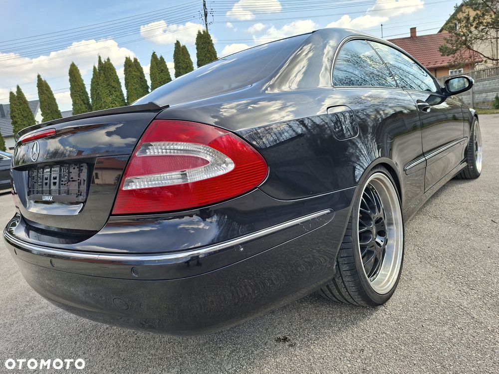 Mercedes-Benz CLK - 7