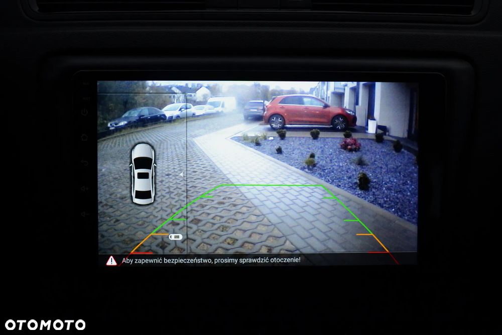 Skoda RAPID 1.6 TDI DPF Ambition - 15