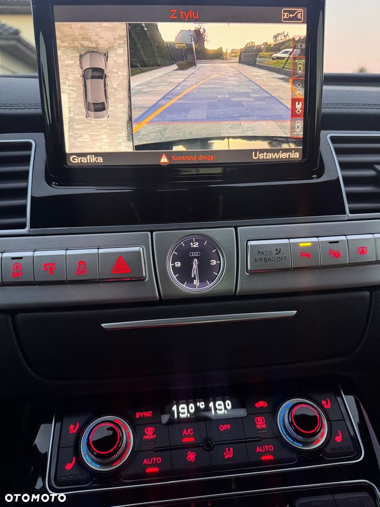 Audi A8 - 29
