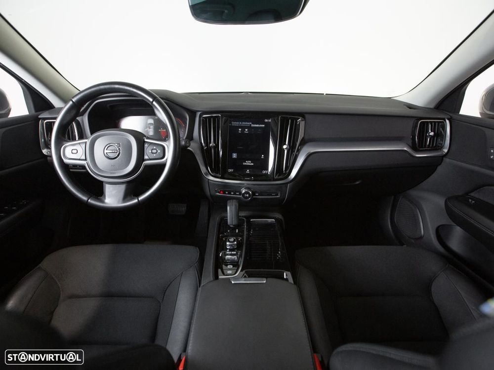 Volvo V60 2.0 T8 AWD TE Momentum - 6