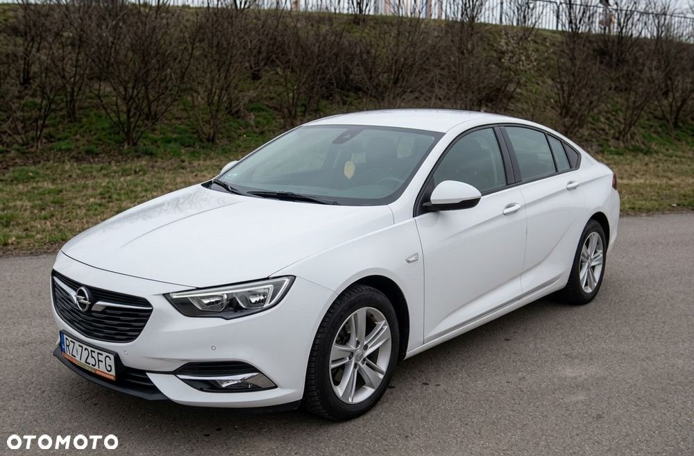 Opel Insignia - 2
