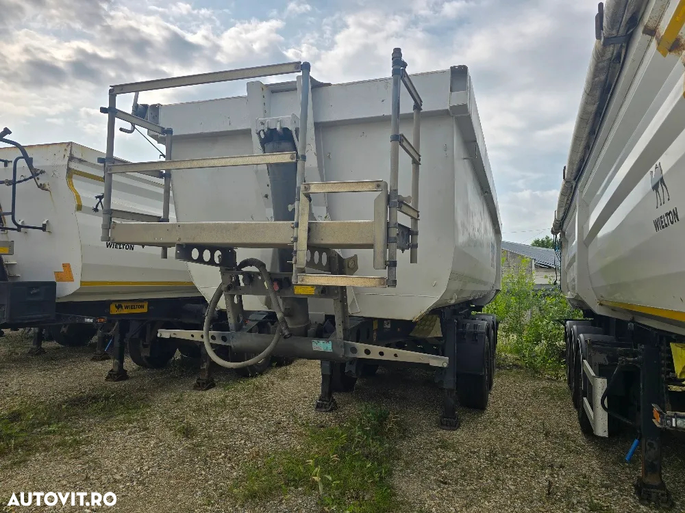 Schmitz Cargobull SKI 24 - 2