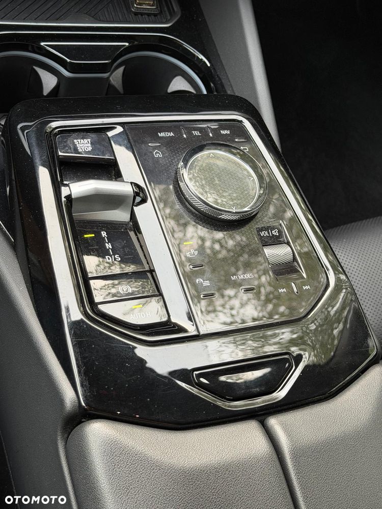 BMW Seria 5 - 23
