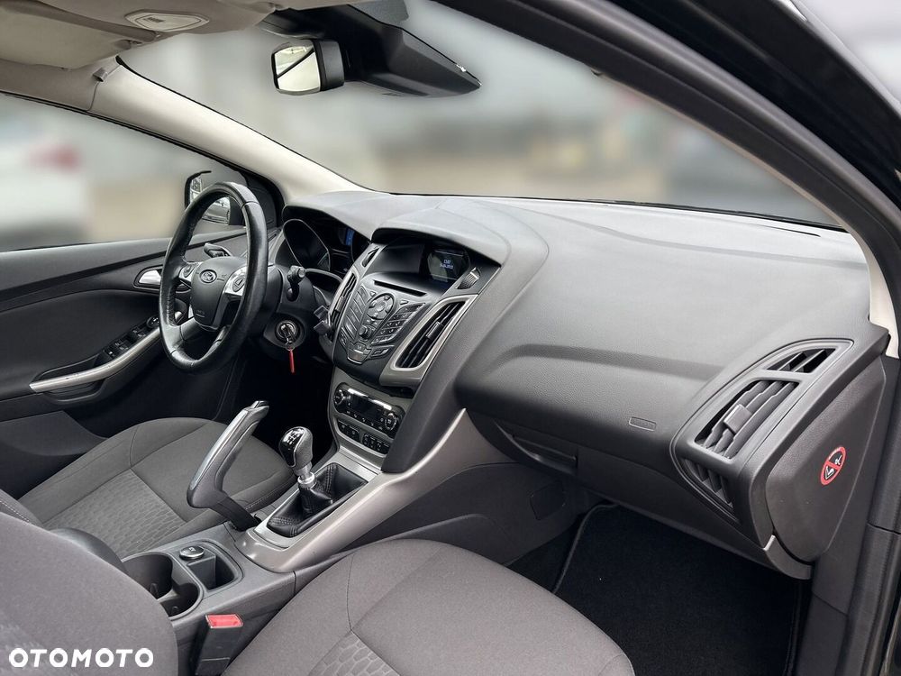 Ford Focus - 20