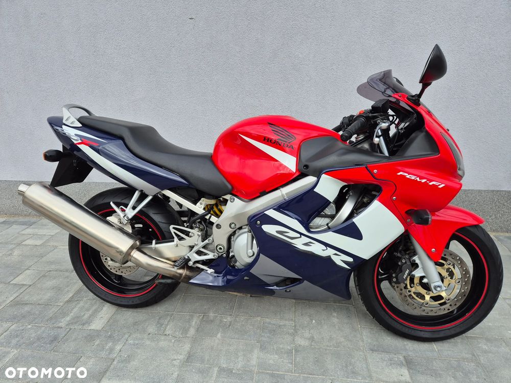 Honda CBR - 4