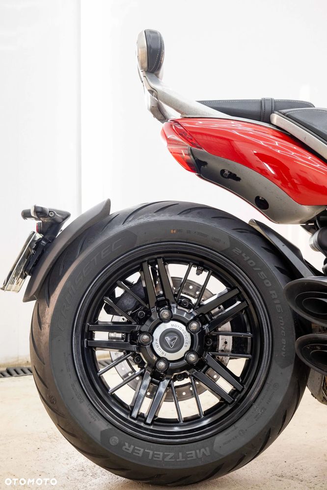 Triumph Rocket - 38