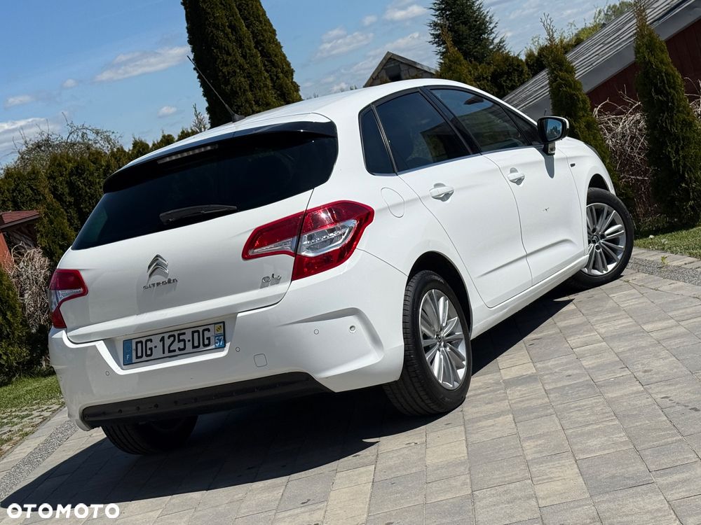 Citroën C4 VTi 120 Exclusive - 17