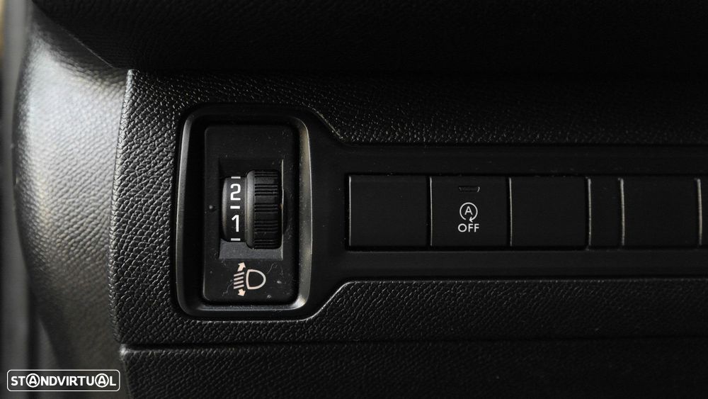 Peugeot 308 1.2 PureTech Style - 32