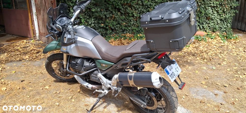 Moto Guzzi V85 - 6