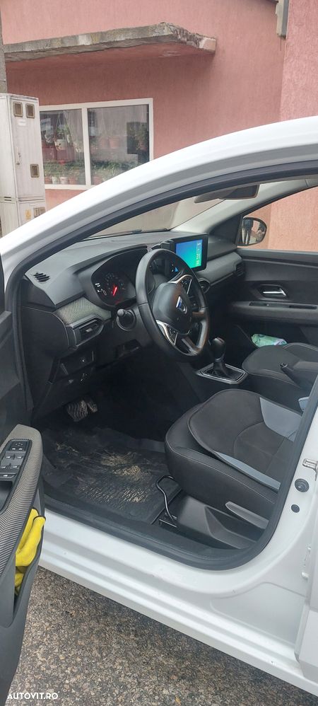 Dacia Logan TCe 90 CVT Comfort - 4