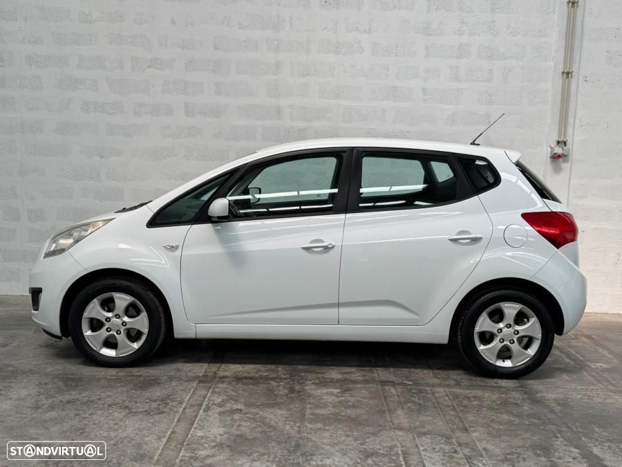 Kia Venga 1.4 CRDi ISG More - 9