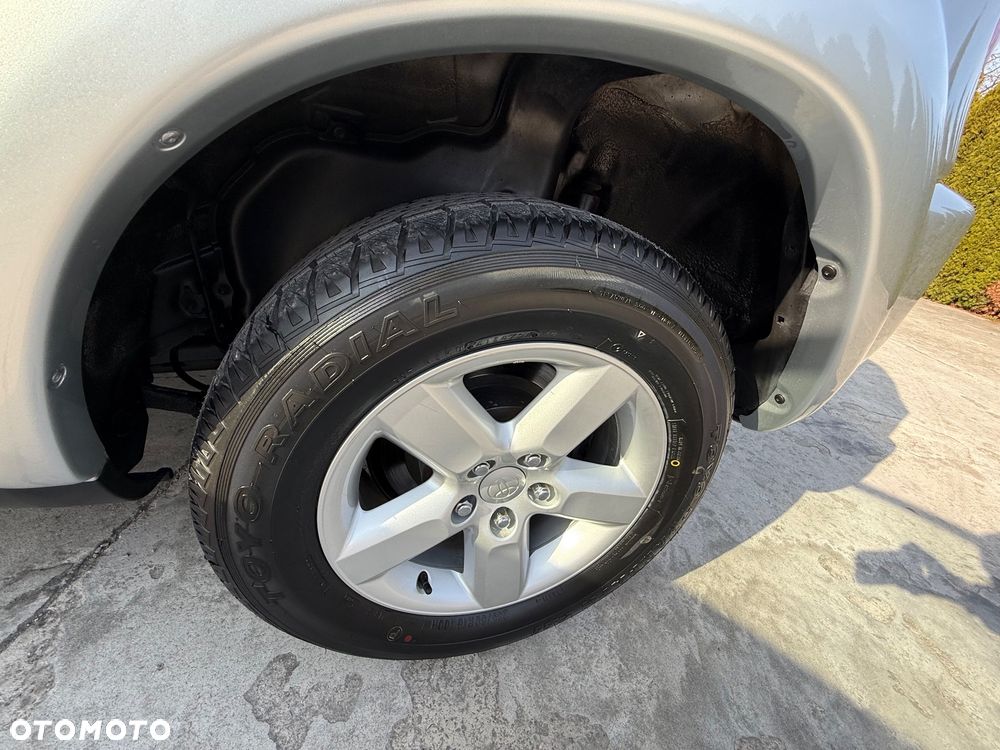 Toyota RAV4 - 26