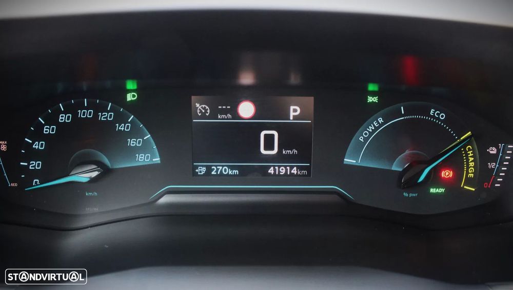 Peugeot e-2008 50 kWh Active - 9