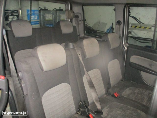 Carro MOT: 223 A9 000 CXVEL: FGP FIAT DOBLO 2007 1.3 JTD 84CV 5P CINZA DIESEL - 6