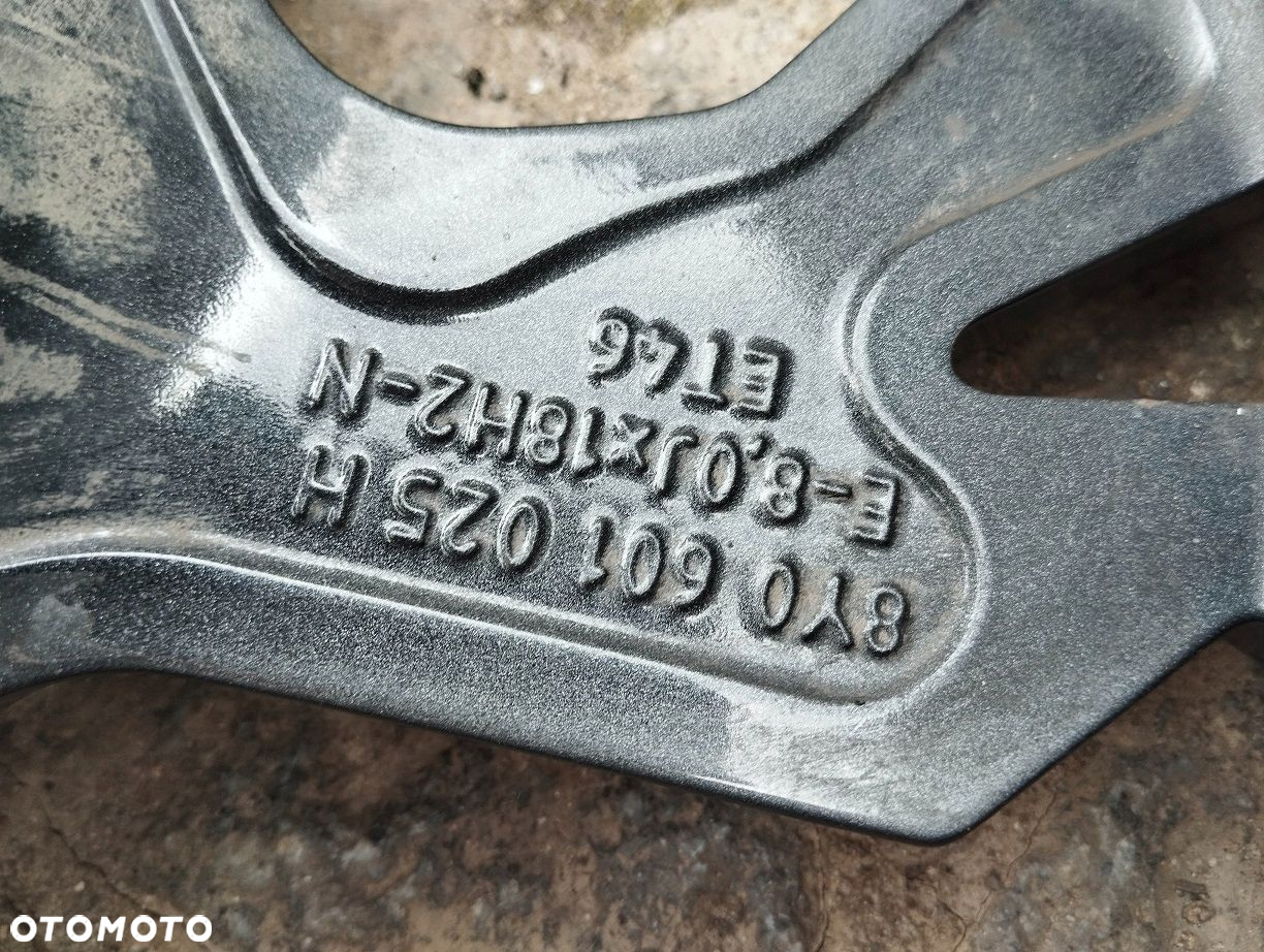 Felga Audi 8Y0 A3 8J x 18 ET 46 5x112 8Y0601025H 1szt - 4
