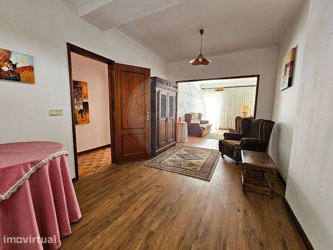 Apartamento T2 para arrendamento - Grande imagem: 2/9