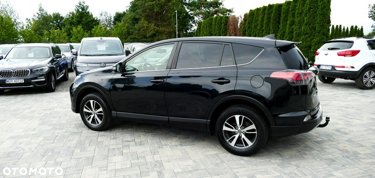 Toyota RAV4 - 9