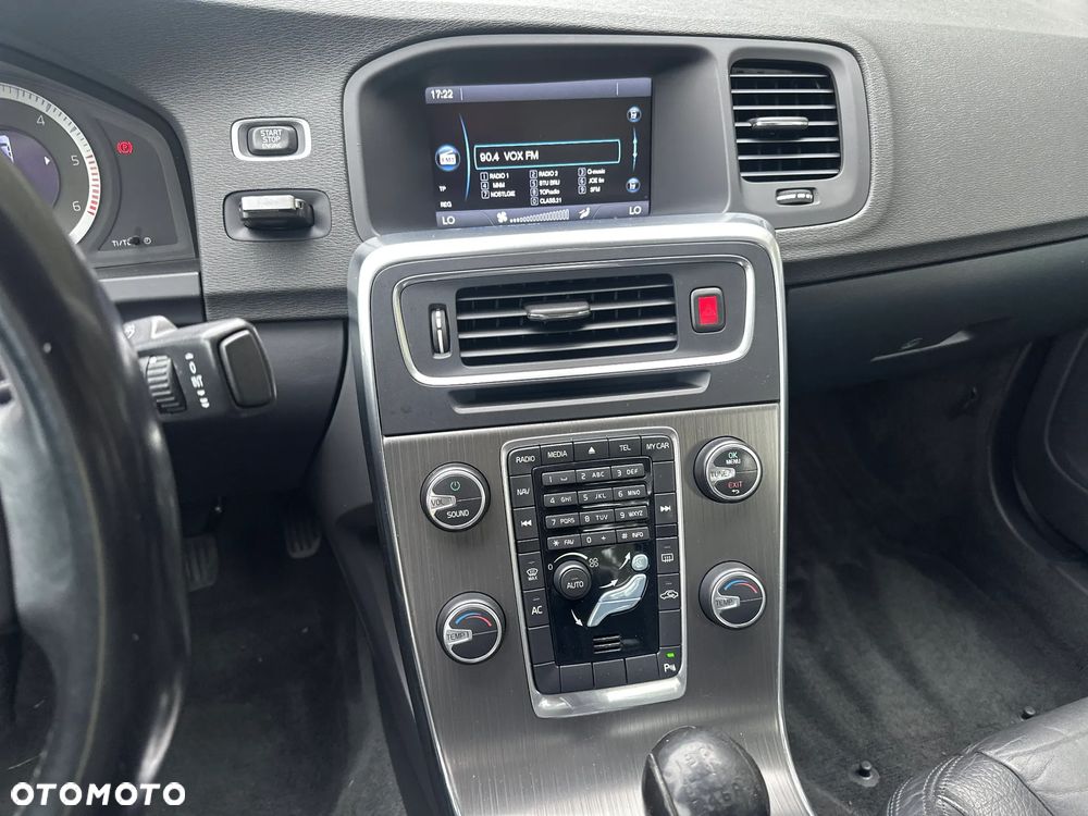 Volvo S60 D3 Momentum - 37