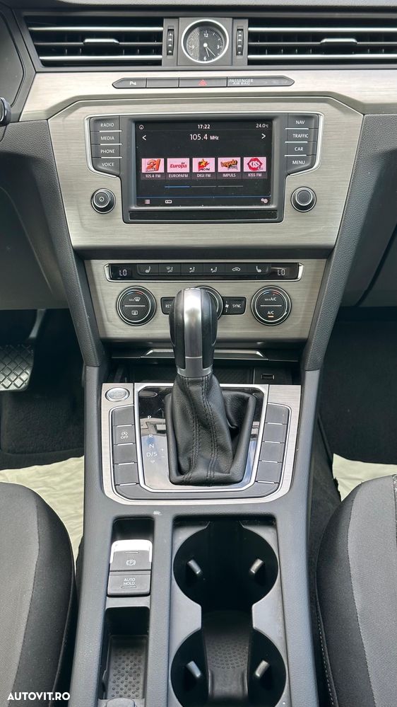 Volkswagen Passat 2.0 TDI SCR DSG - 7