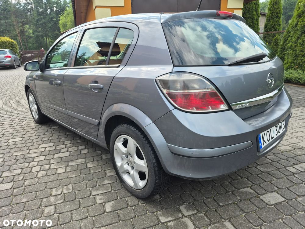 Opel Astra 1.3 CDTI Enjoy - 4