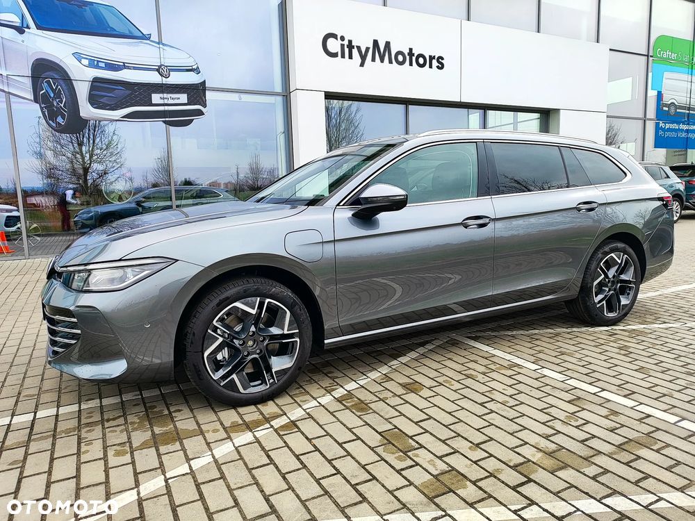 Volkswagen Passat 1.5 TSI ACT mHEV Elegance DSG - 14