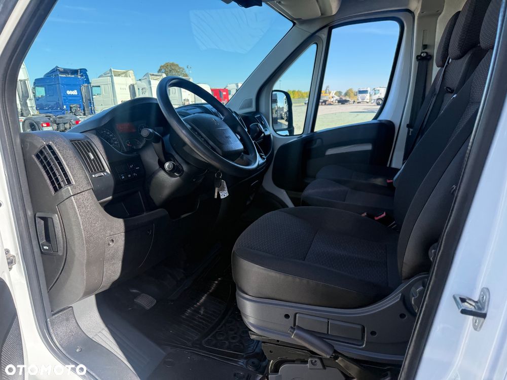 Peugeot BOXER / 2.2 163KM / L2H2 / NISKI PRZEBIEG / BAGAŻNIK / SUPER STAN / / / - 28