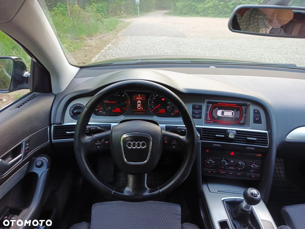 Audi A6 Avant 2.0 TDI - 9