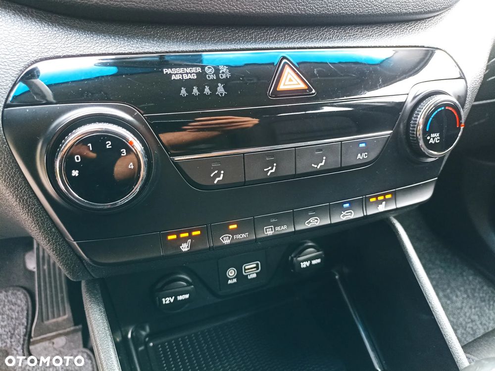 Hyundai Tucson blue 1.6 GDi 2WD Navi - 14
