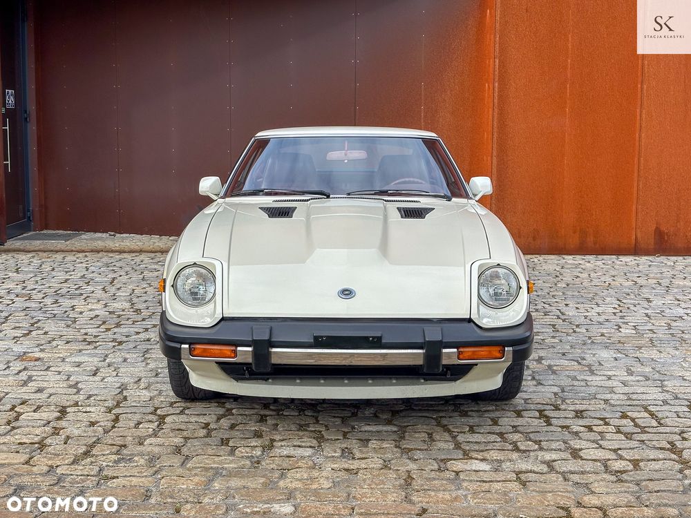Nissan 280 ZX - 2