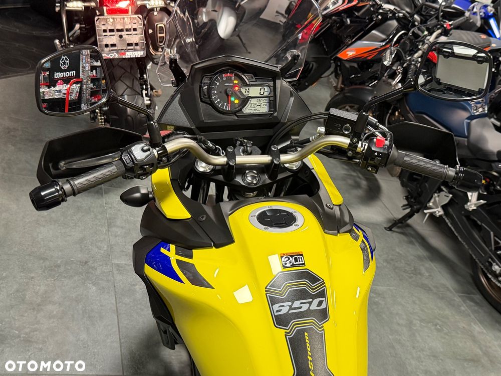 Suzuki V-STROM - 25