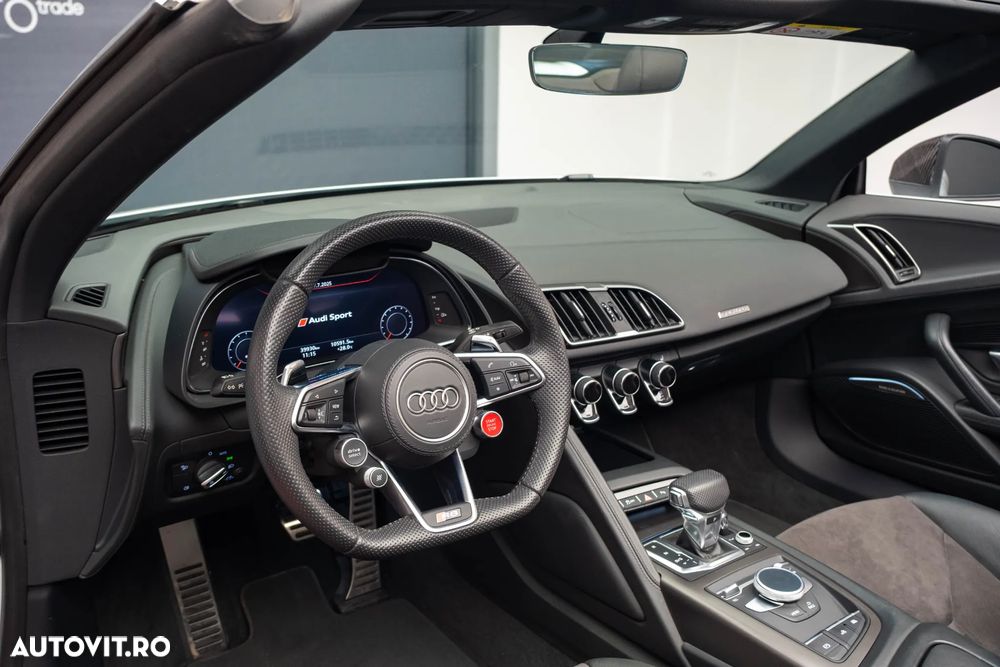 Audi R8 Spyder V10 5.2 FSI quattro S tronic - 28
