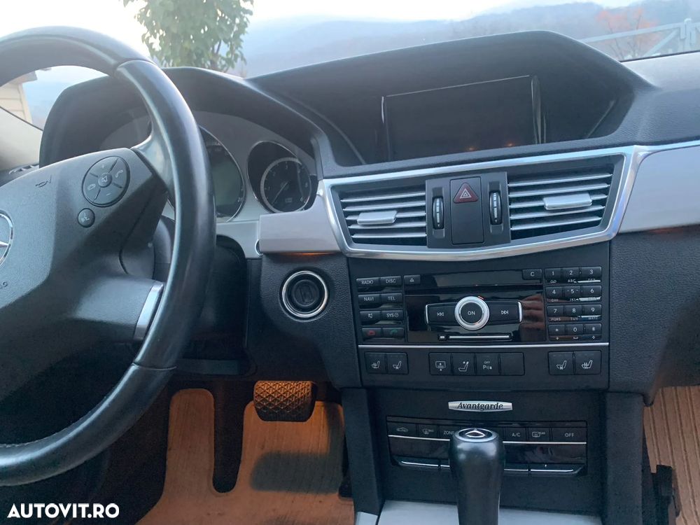 Mercedes-Benz E 250 CDI BlueEfficiency Aut. - 15