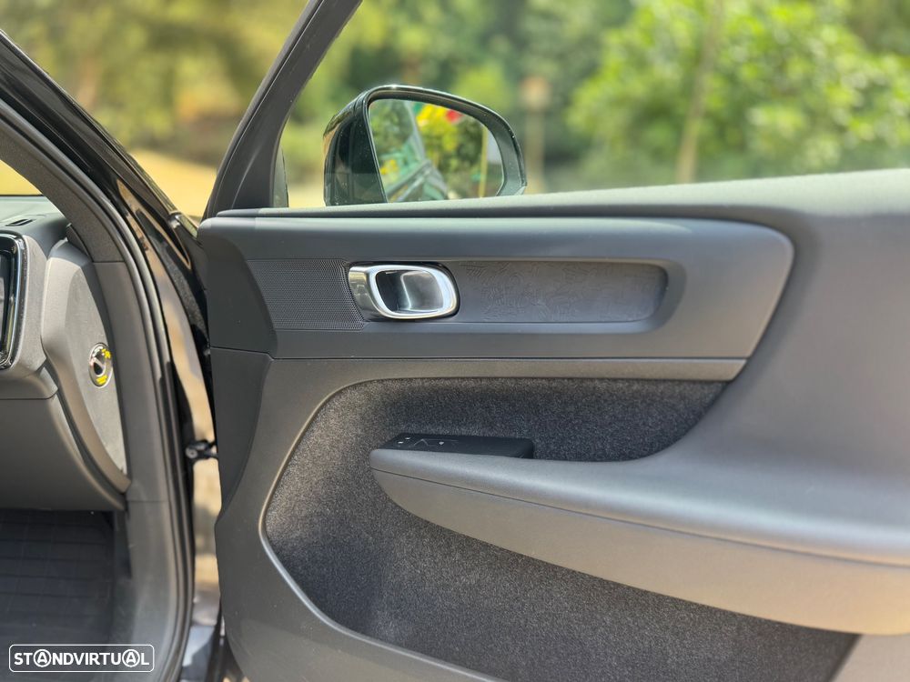 Volvo XC 40 Recharge 69 kWh Single Motor Core - 24