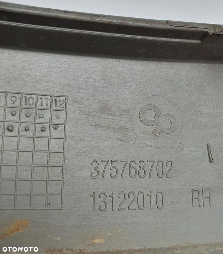 LISTWA ZDERZAKA PRAWY TYŁ TYLNA Z163 OPEL ASTRA III H HB 13122010 - 5